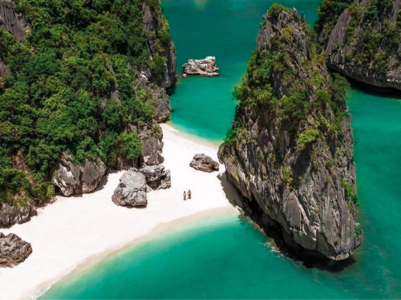 Lotus Boutique Cruise Hotel Ha Long Exterior photo