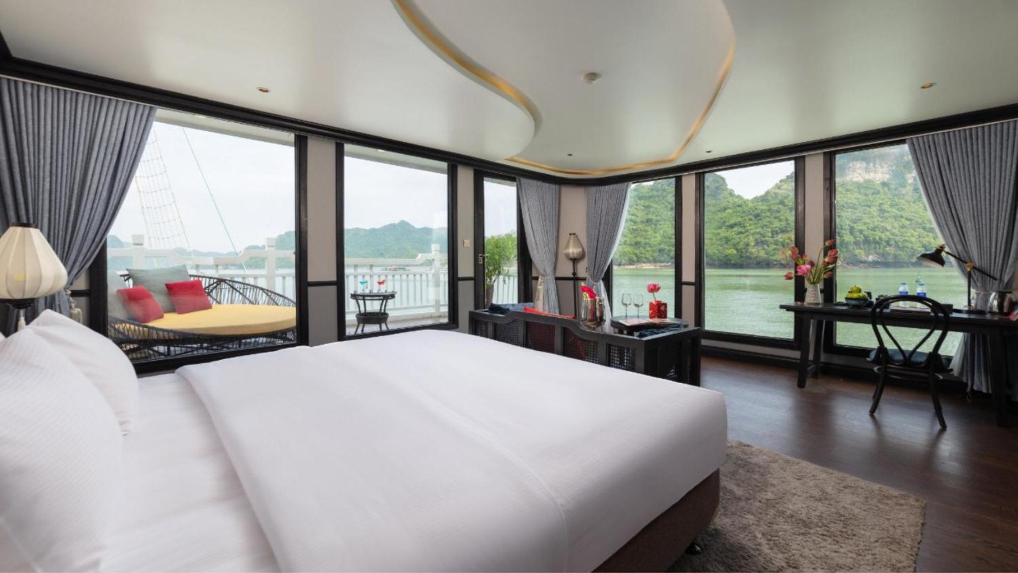 Lotus Boutique Cruise Hotel Ha Long Exterior photo